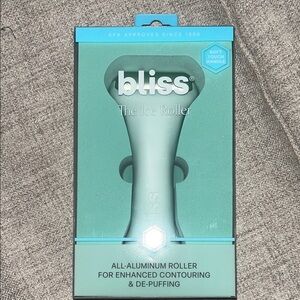 Bliss Ice Roller in Soft Green